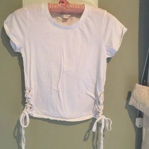 A size small half-sleeved shirt from Aeropostale